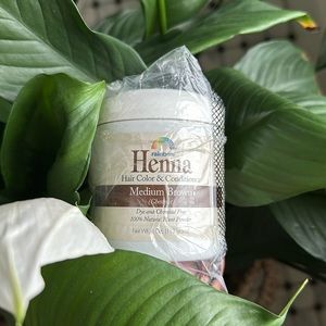 Rainbow Henna hair dye